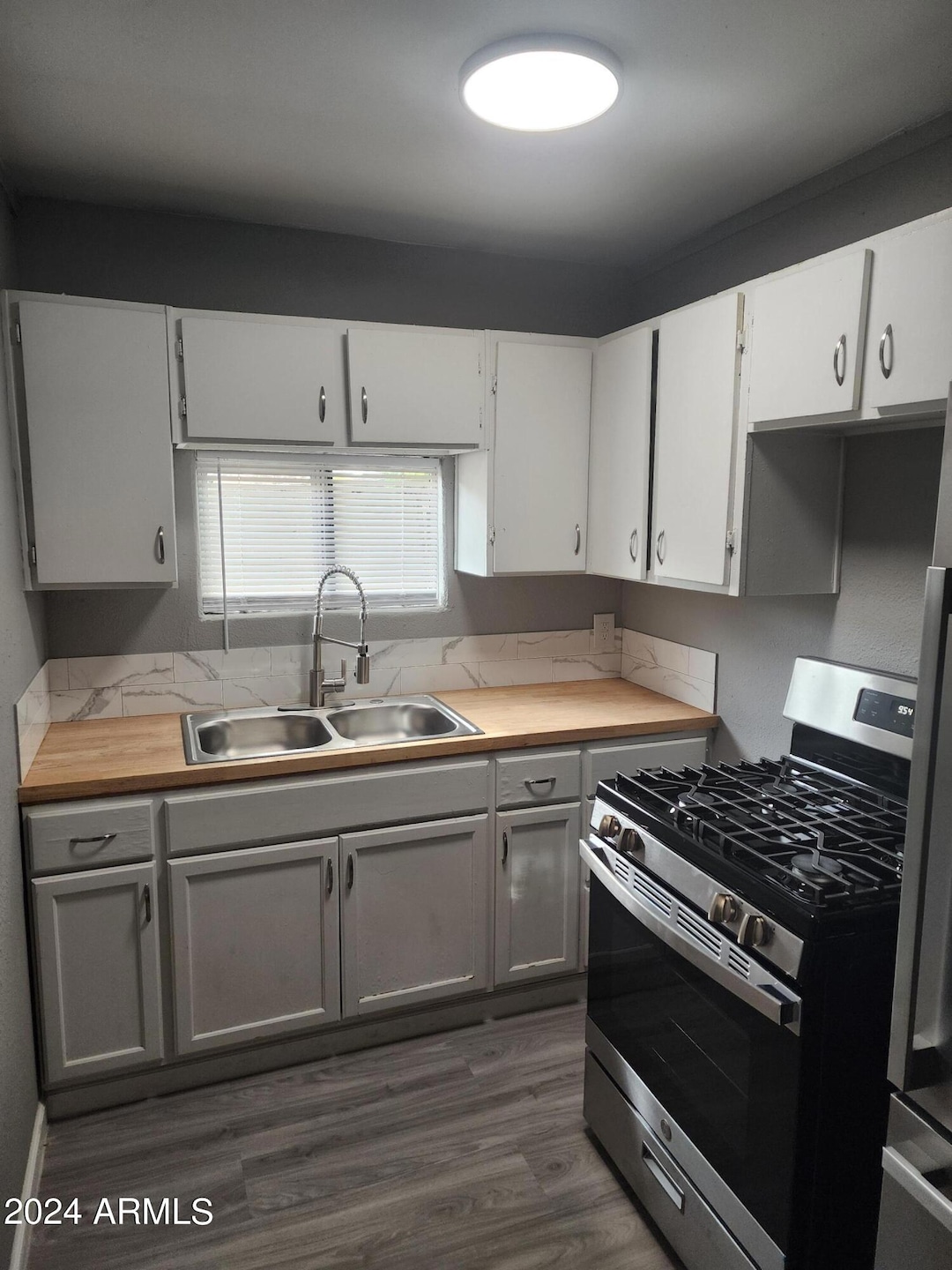 2135 W Hadley St unit 2, Phoenix, AZ 85009 - photo 1