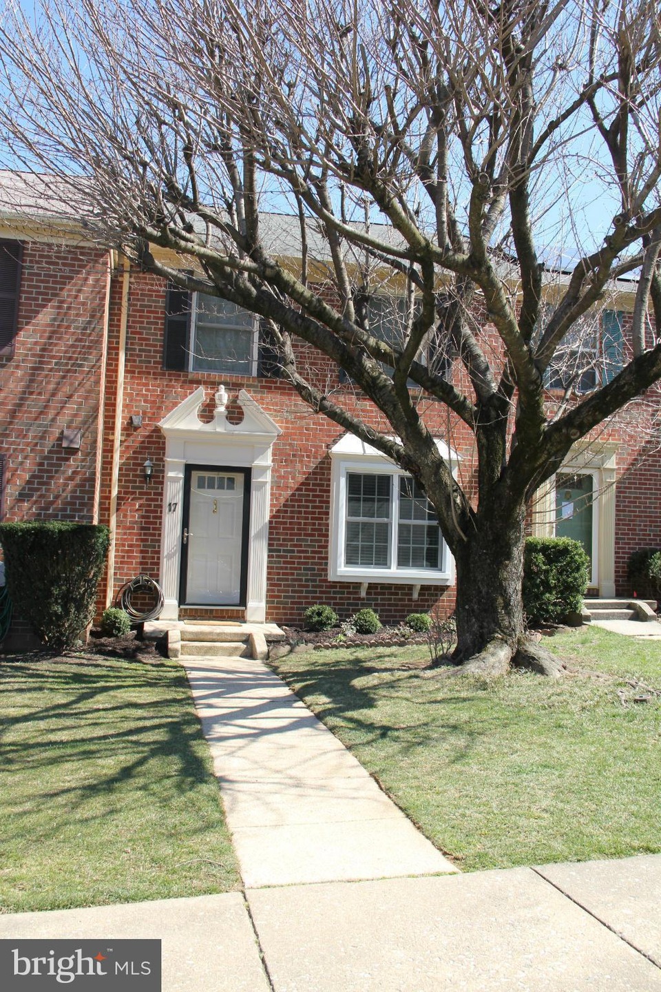 17 Castlehill Ct, Lutherville Timonium, MD 21093 - photo 1