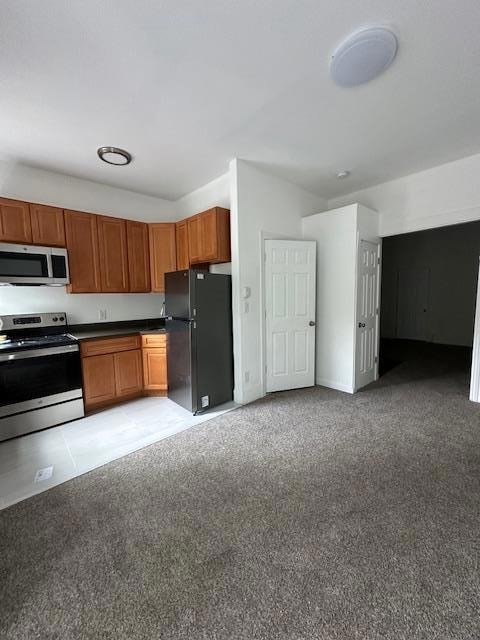 548 Main St unit 2, Stroudsburg, PA 18360 - photo 1