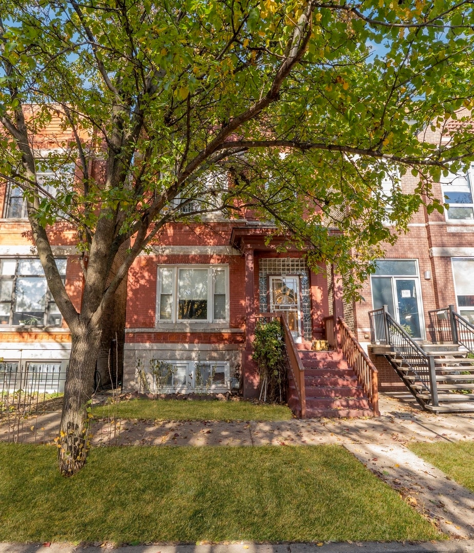 unlisted-address, Chicago, IL 60647 - photo 1