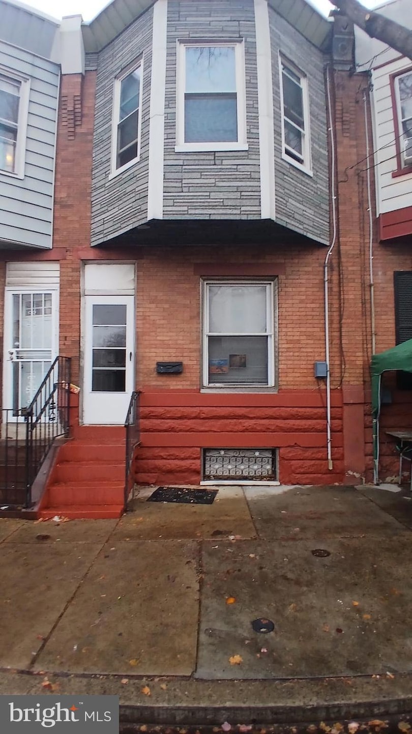 For Rent $1,200/month