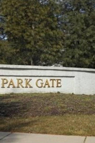 5 Park Gate Dr unit 5, Edison, NJ 08820 - photo 1