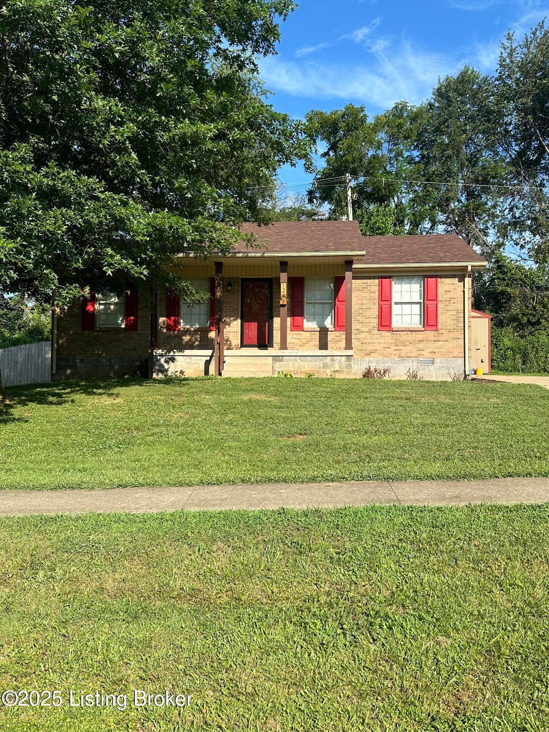 124 Mcgowan Ave, Bardstown, KY 40004 - photo 1