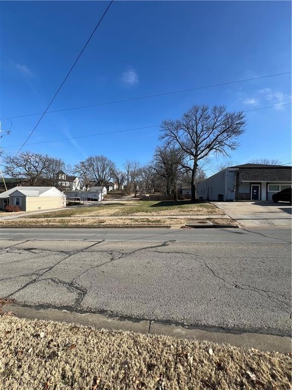 For Sale $75,000 • Co-Listing Agent