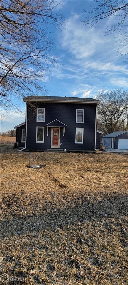 208 Park Ave, Denmark, IA 52624 - photo 1