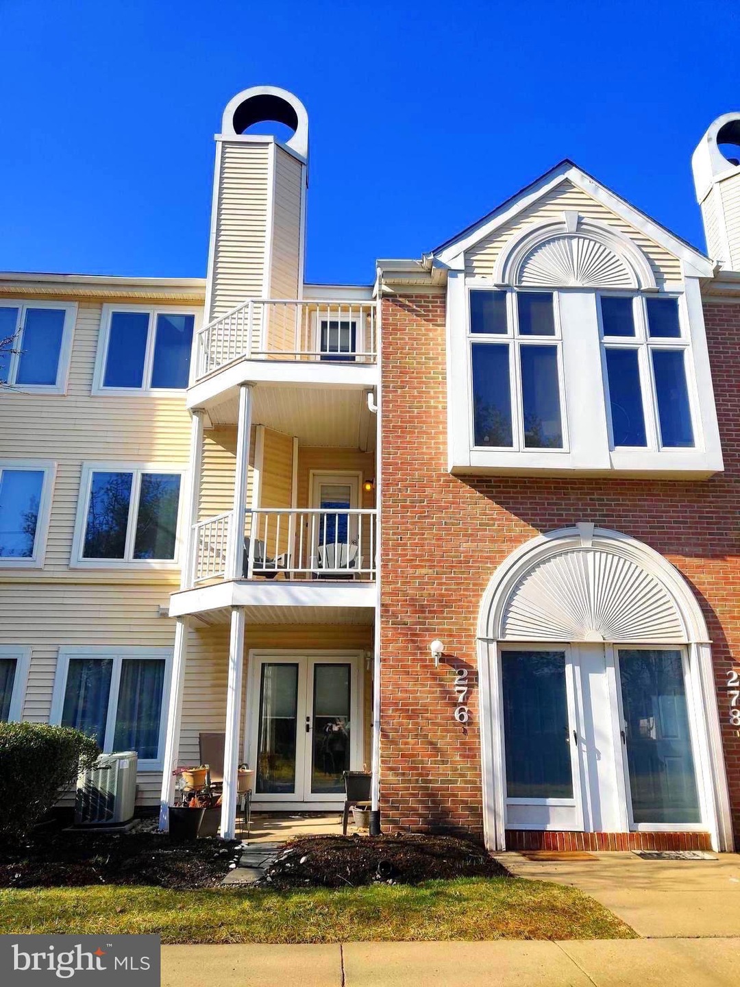 276 Juanita Ct unit 1510, Levittown, PA 19057 - photo 1