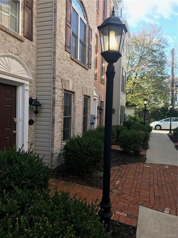 830 W Walnut St unit 10, Allentown, PA 18102 - photo 1