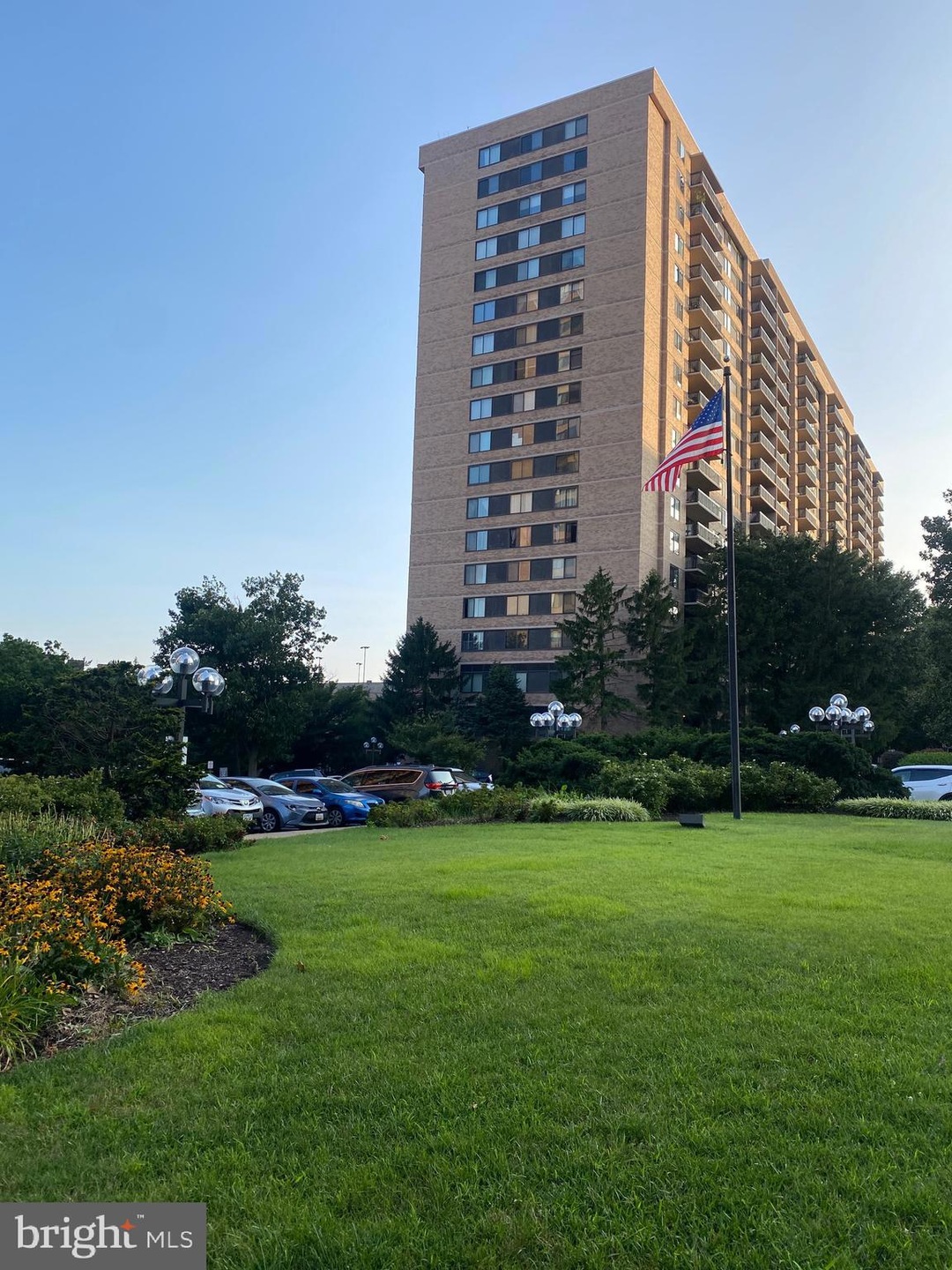 Skyline Plaza unit 103N, Baileys Crossroads, VA 22041 - photo 1