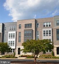 13378 Arrowbrook Centre Dr unit 57, Herndon, VA 20171 - photo 1