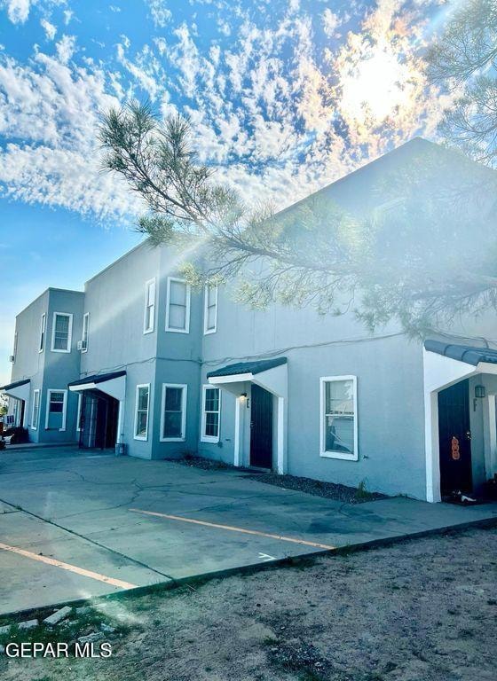 10715 Forest Ridge Ln unit B, El Paso, TX 79935 - photo 1