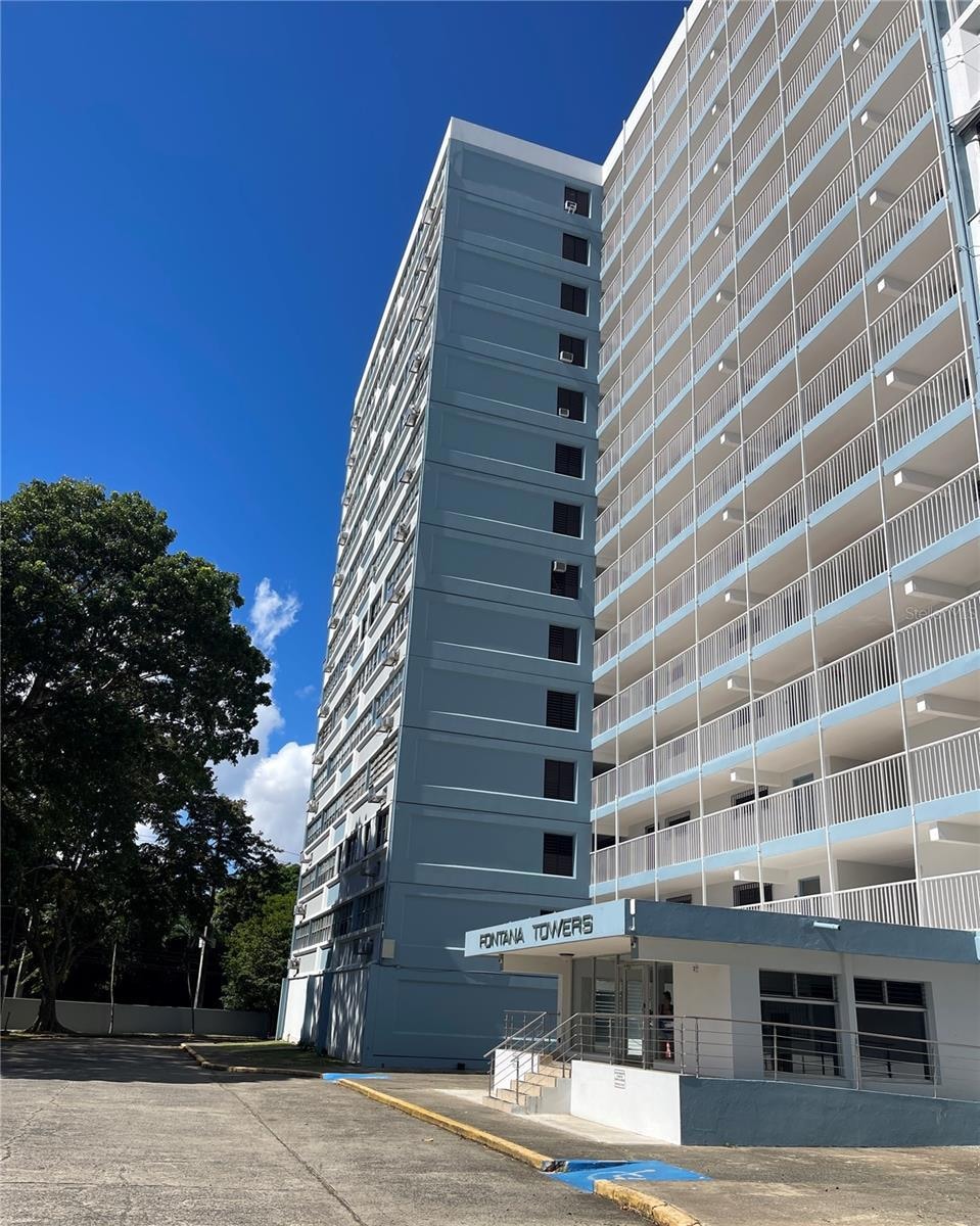 190 CARRETERA Km 10 7 St unit 12-11, Carolina, PR 00979 - photo 1