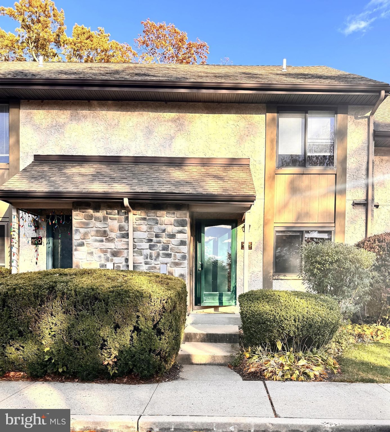 191 Hampshire Dr, Plainsboro, NJ 08536 - photo 1