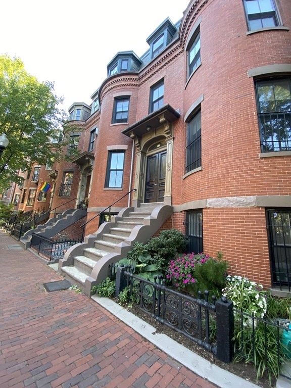 27 E Concord St unit 4, Boston, MA 02118 - photo 1