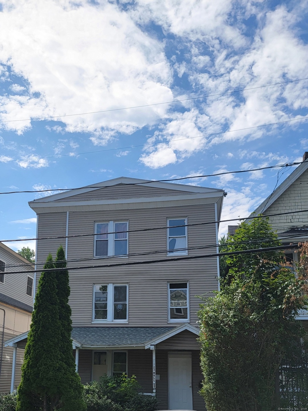 23 Wall St unit 2, Waterbury, CT 06705 - photo 1