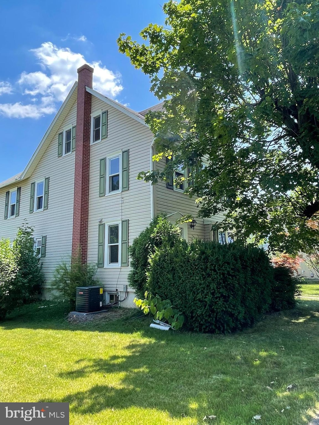 121 S 10th St, Quakertown, PA 18951 - photo 1