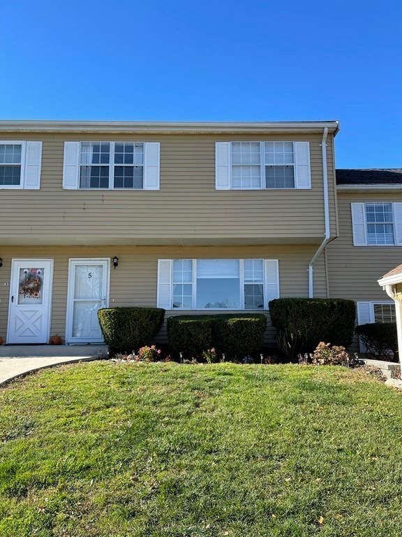 5 Pamela Ln unit 5, Amesbury, MA 01913 - photo 1