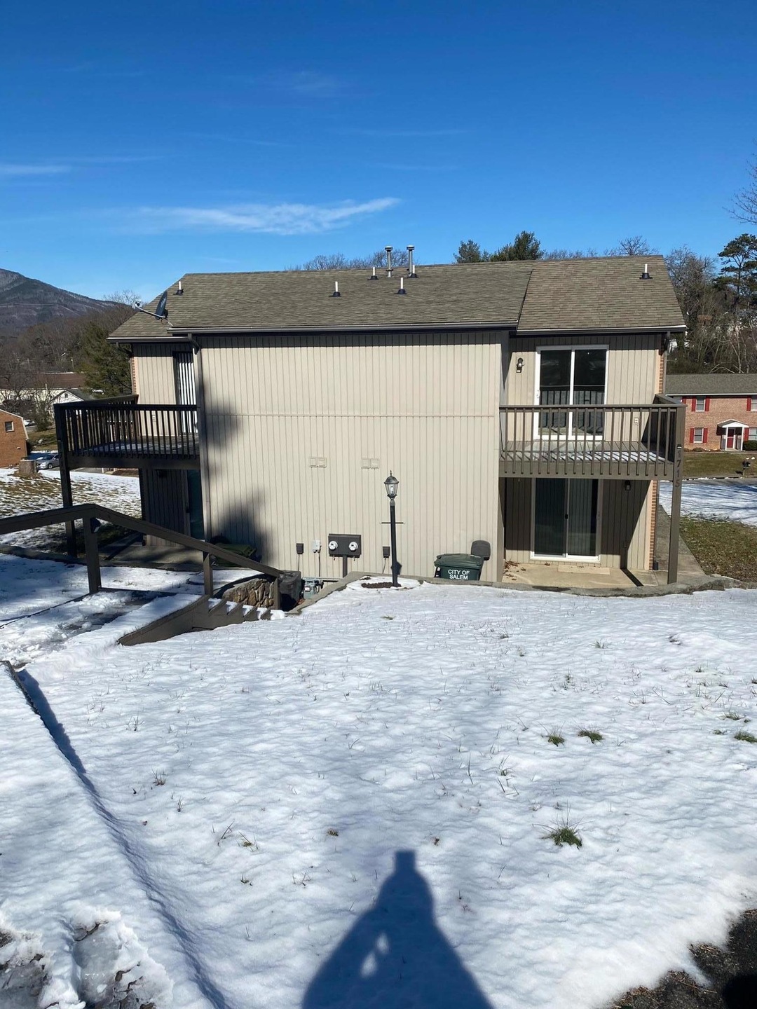 ellis ct main image