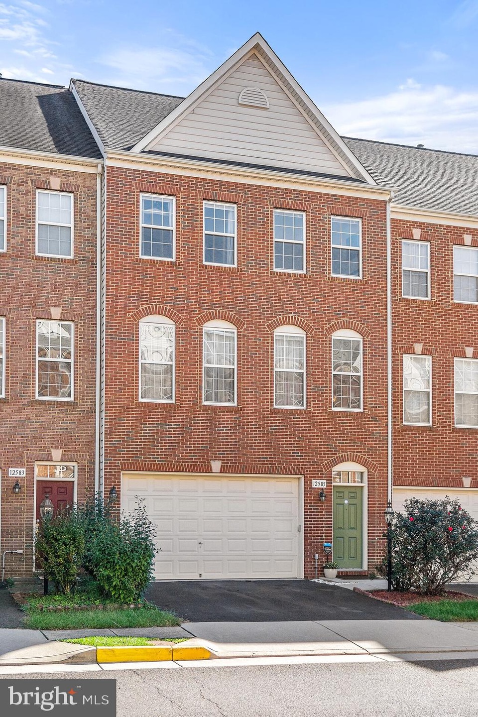 12585 Birkdale Way, Fairfax, VA 22030 - photo 1