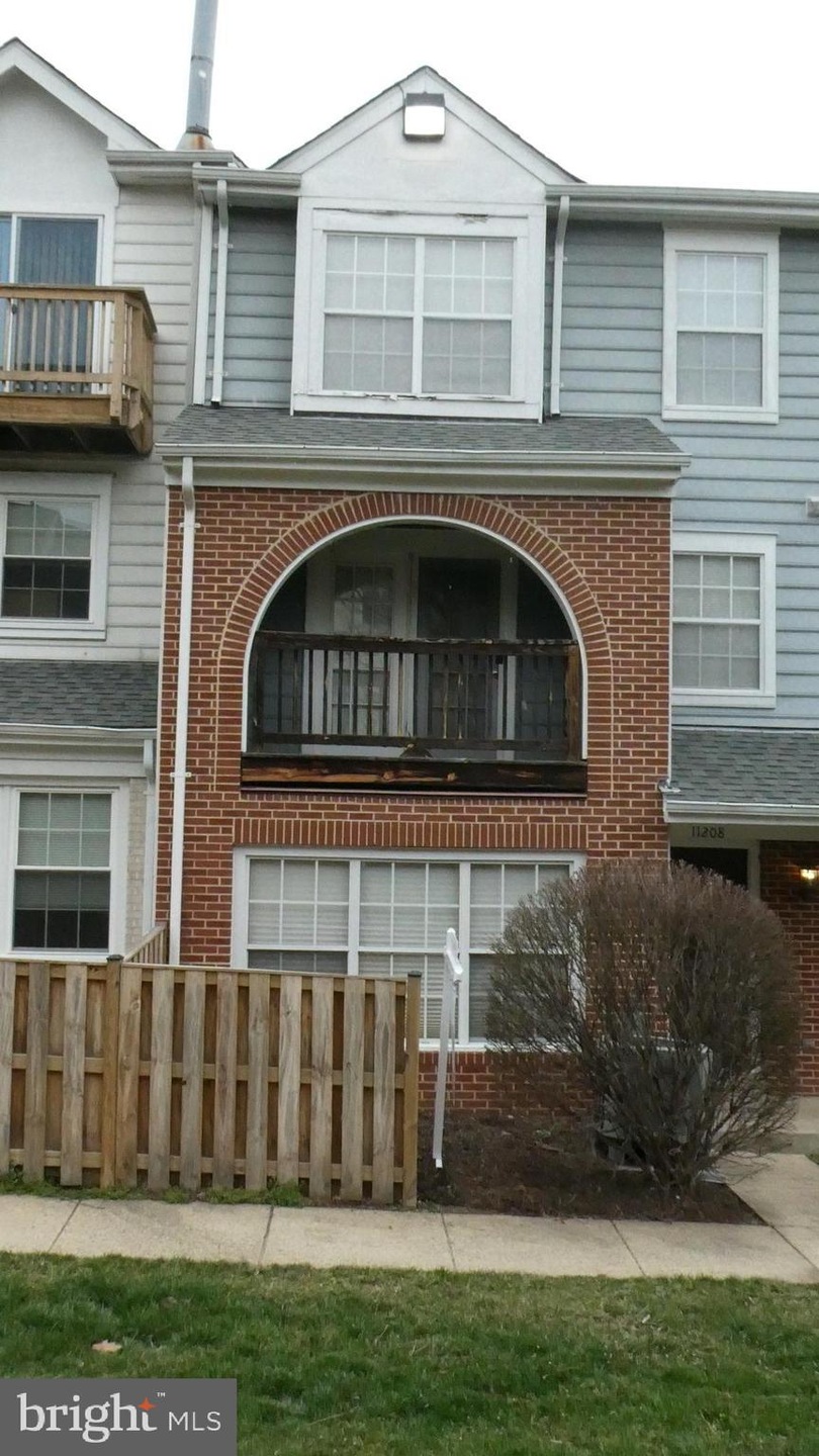 11208 Stagestone Way unit 10-10, Manassas, VA 20109 - photo 1