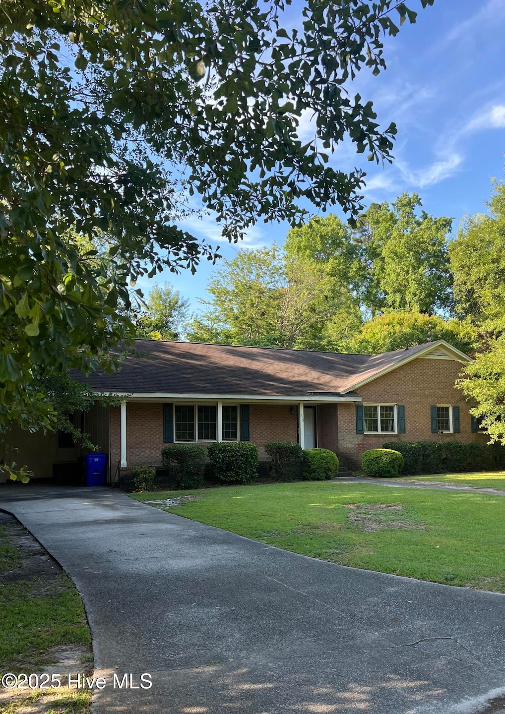 For Sale $285,900
