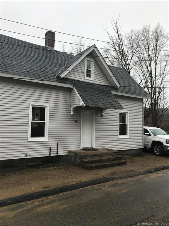 Recently vinyl sided, new roof and windows