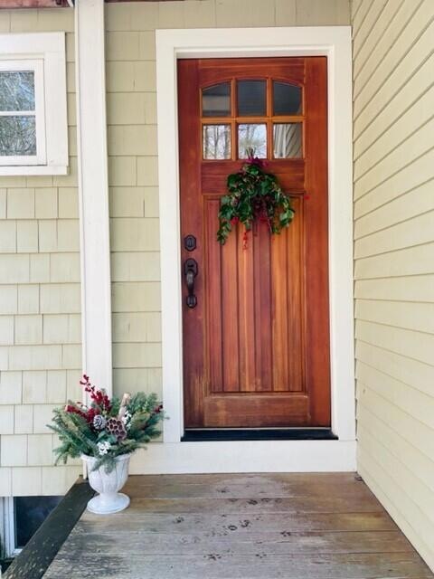 87 bog front entrance