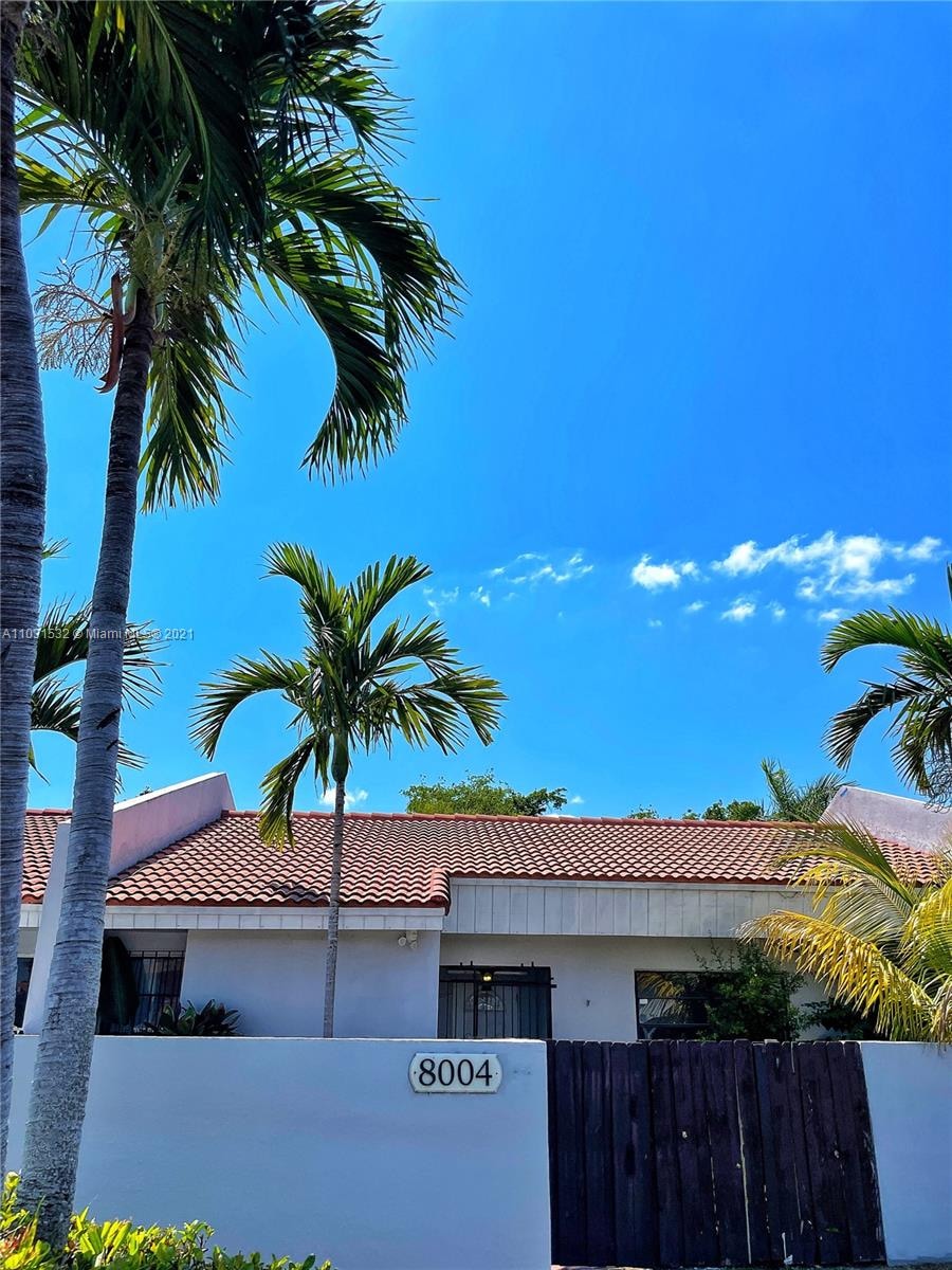 8004 SW 153rd Place, Miami, FL 33193 - photo 1