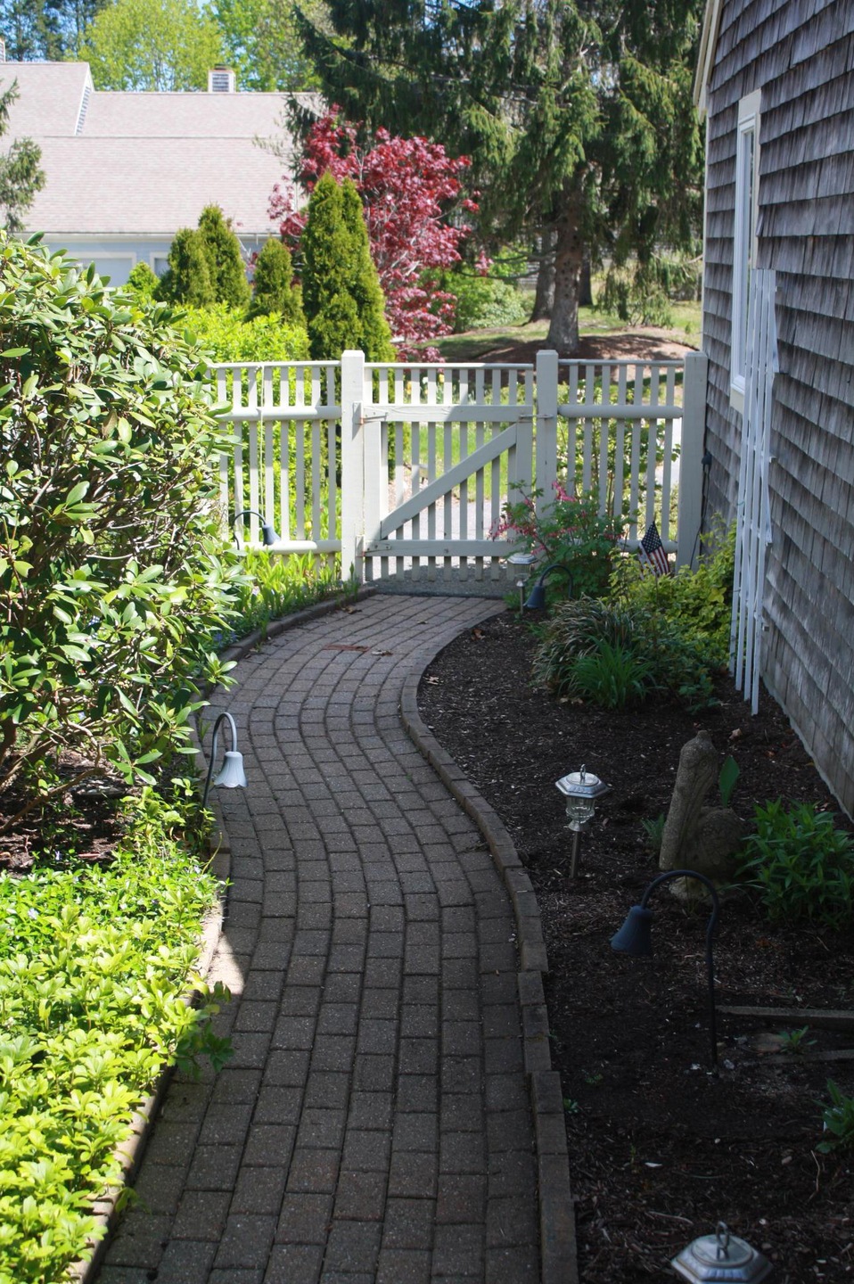 43 Kates Path 002
