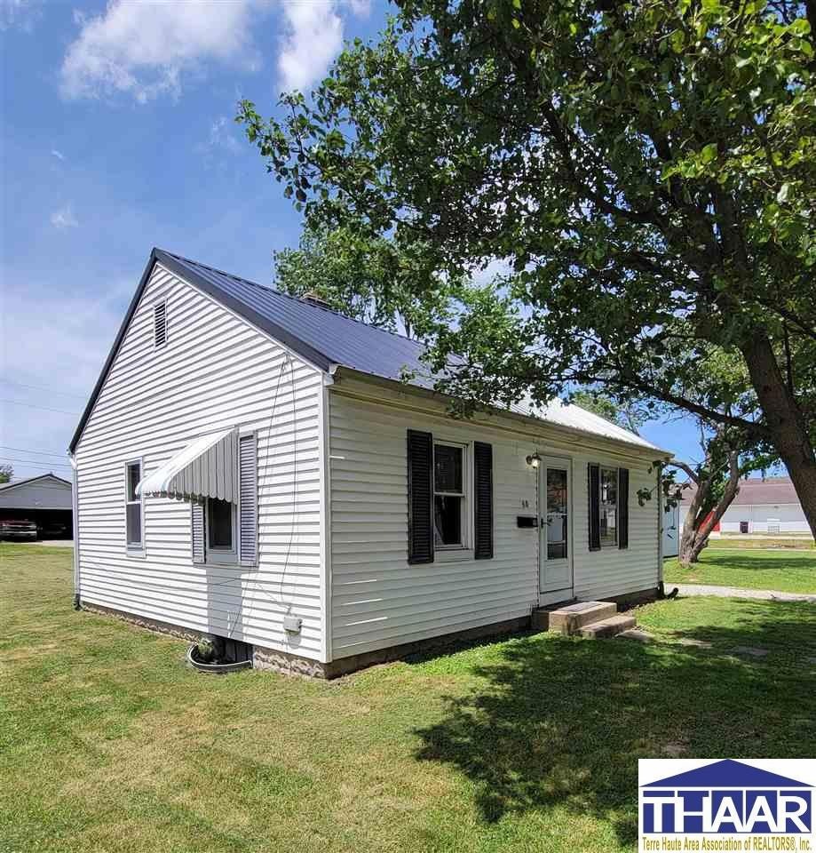 60 8th St NE, Linton, IN 47441 - photo 1