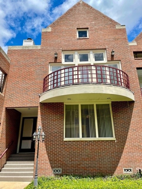 11842 Taylorcrest Rd, Houston, TX 77024 - photo 1