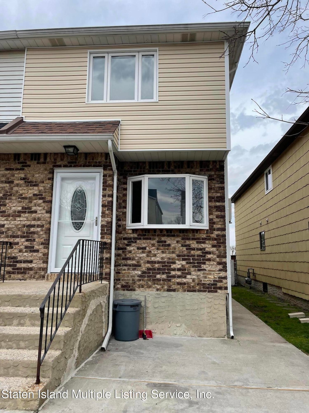 107 Cotter Ave, Staten Island, NY 10306 - photo 1