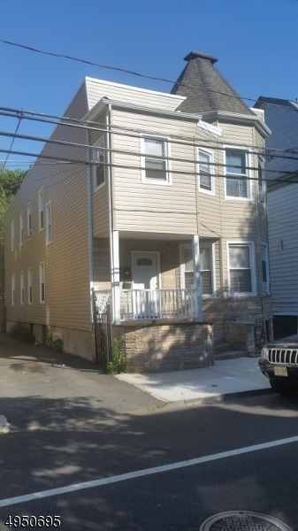 63 N 5th St, Newark, NJ 07107 - photo 1