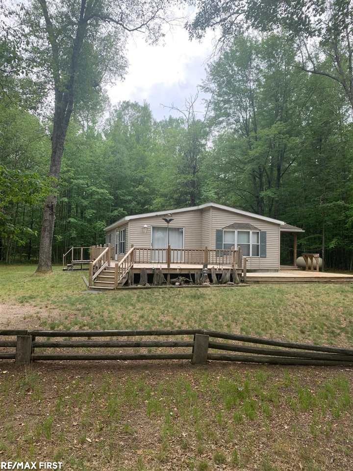 642 Lula Ln, Alger, MI 48610 - photo 1