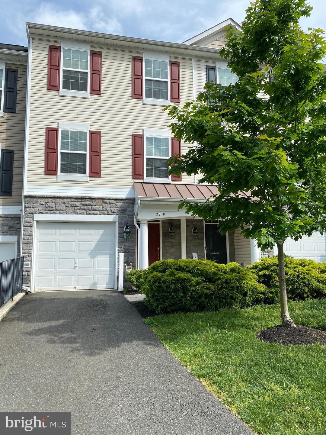 2908 Chinkapin Oak Ln, Woodbridge, VA 22191 - photo 1