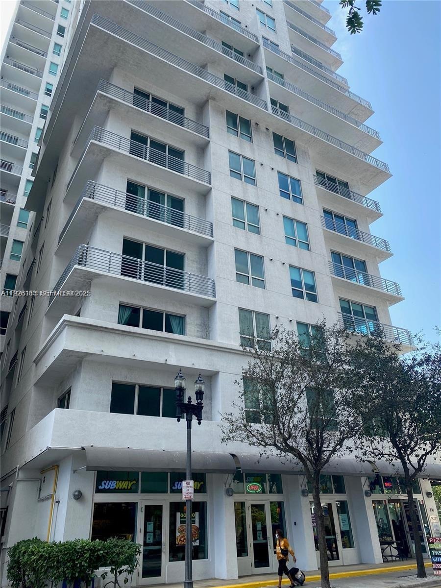 The Loft Downtown unit 201, Miami, FL 33132 - photo 1