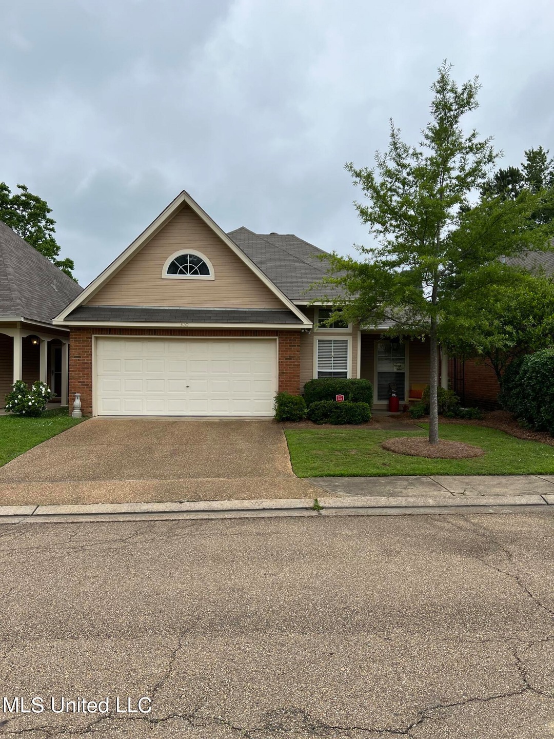 302 creston ct main
