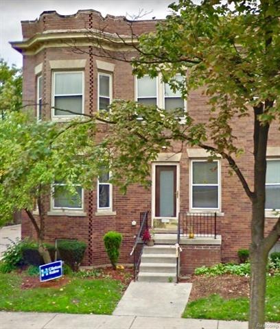 8043 Third St.jpg