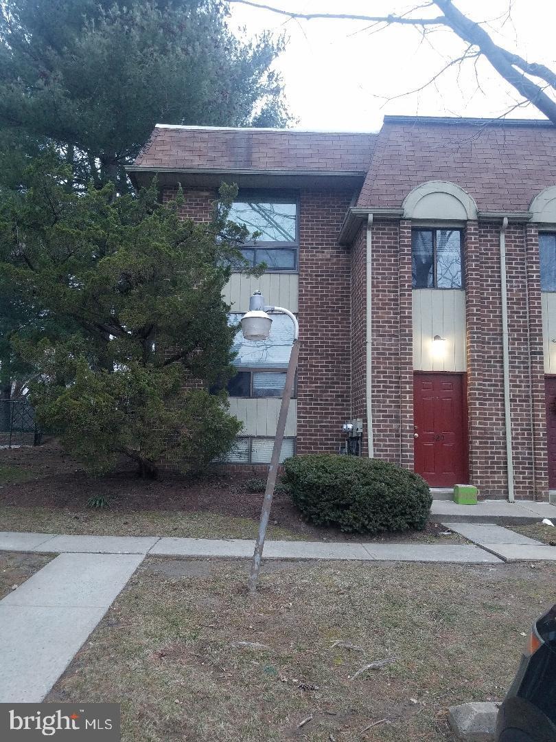 320 Saybrook Ln unit 11A, Wallingford, PA 19086 - photo 1