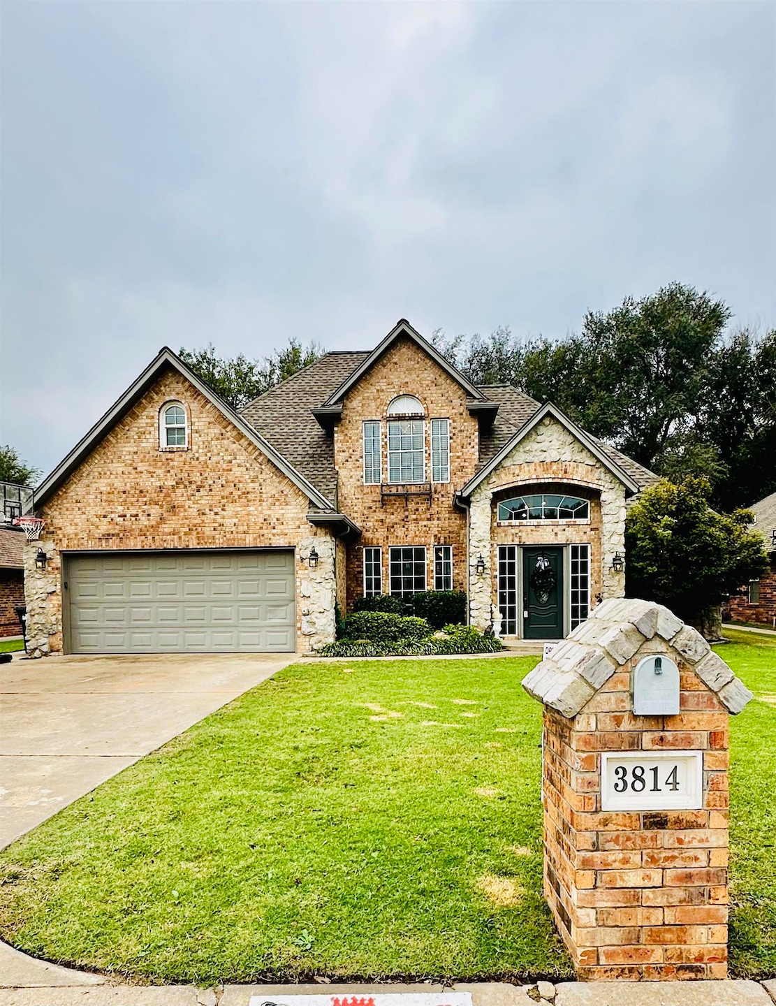 3814 Willow Lake Ln, Enid, OK 73703 - photo 1