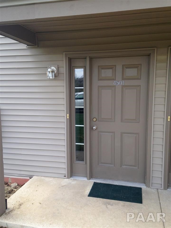 4501 N Thornhill Dr unit 201C, Peoria, IL 61615 - photo 1