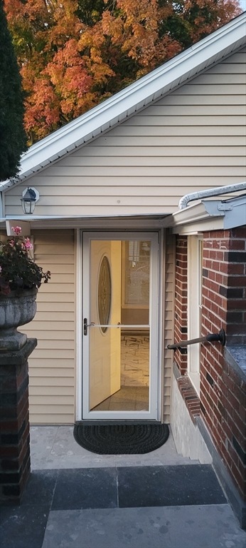 645 Beaver St unit A, Waltham, MA 02452 - photo 1