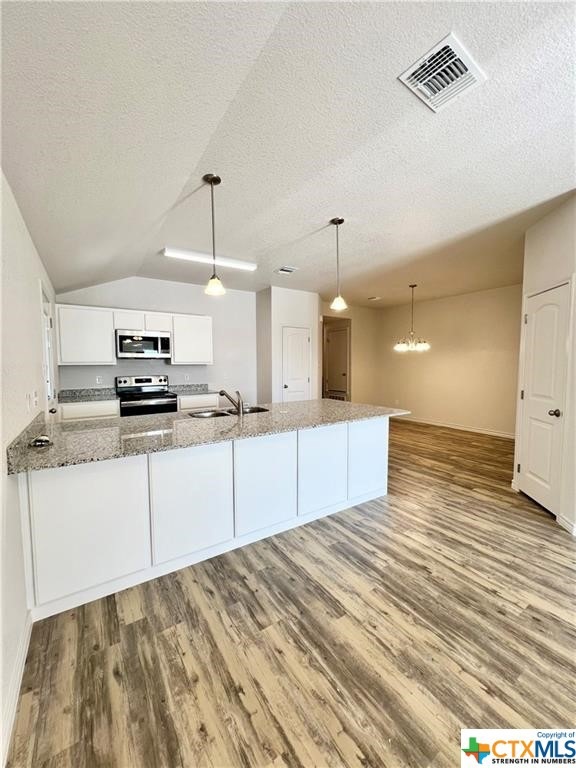 301 Dolphin Dr unit B, Temple, TX 76501 - photo 1