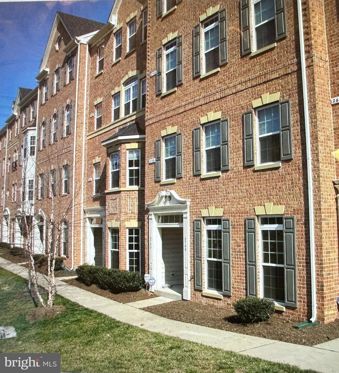 2708 Sheffield Hill Way unit 218, Woodbridge, VA 22191 - photo 1