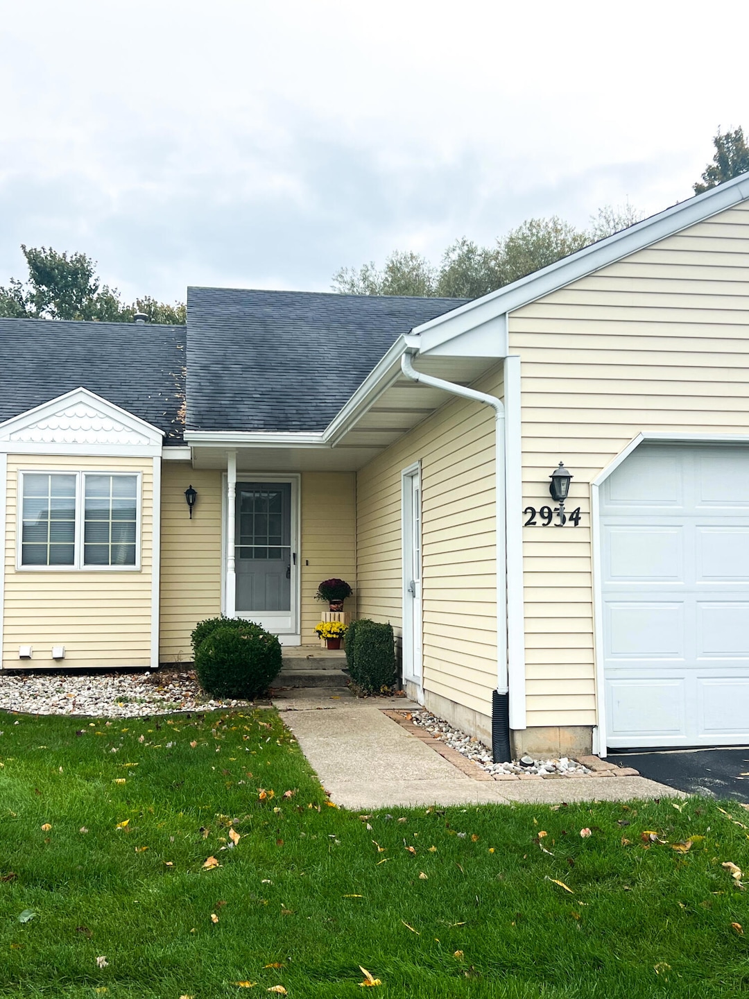 2934 Parkside Dr unit 54, Jenison, MI 49428 - photo 1