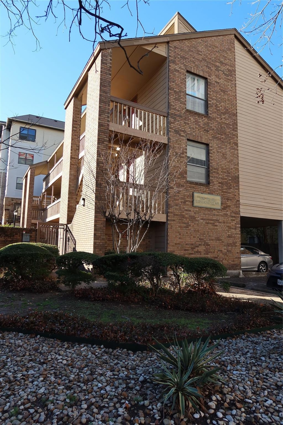 2210 Pearl St unit 303, Austin, TX 78705 - photo 1