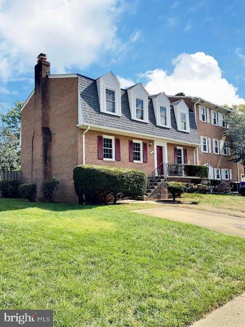 11 S Abingdon St, Arlington, VA 22204 - photo 1