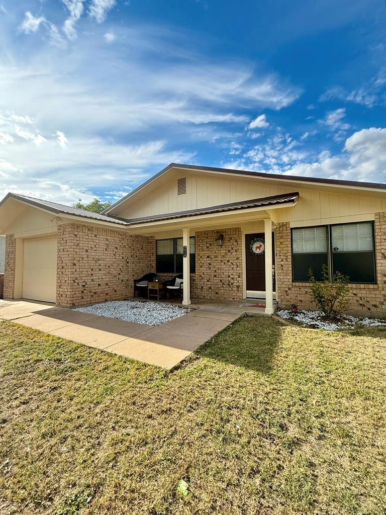 Under Contract $215,000