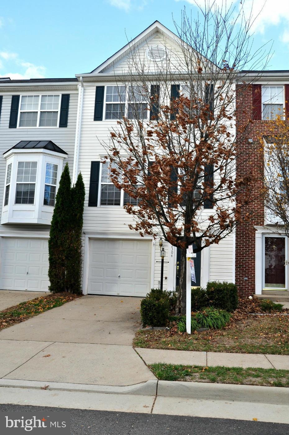 12304 Jarrow Ln, Bristow, VA 20136 - photo 1