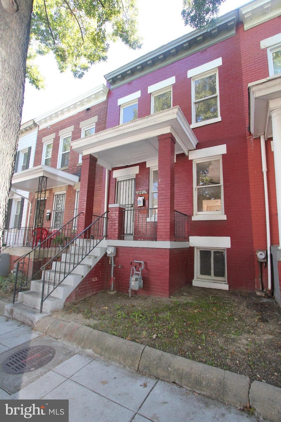 440 Irving St NW, Washington, DC 20010 - photo 1