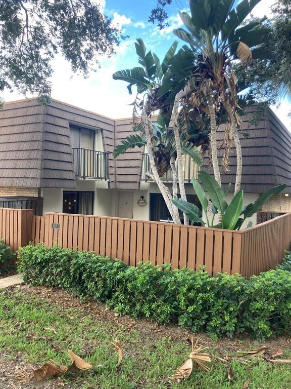 1525 15th Ct, Jupiter, FL 33477 - photo 1